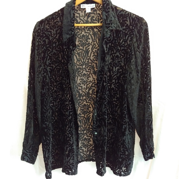 New York Jeans, Black Velvet Burnout Over Shirt - Picture 1 of 3